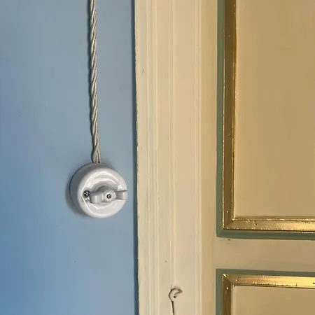 Sicily Maison 1883